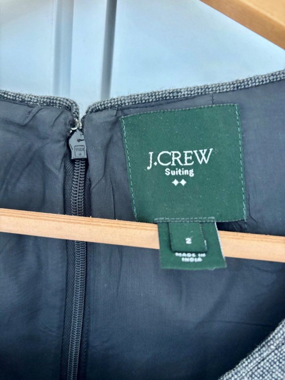 J.Crew Sheath Dress Size 2 Dark Grey Charcoal Workwear Wool Blend - Picture 2 of 4